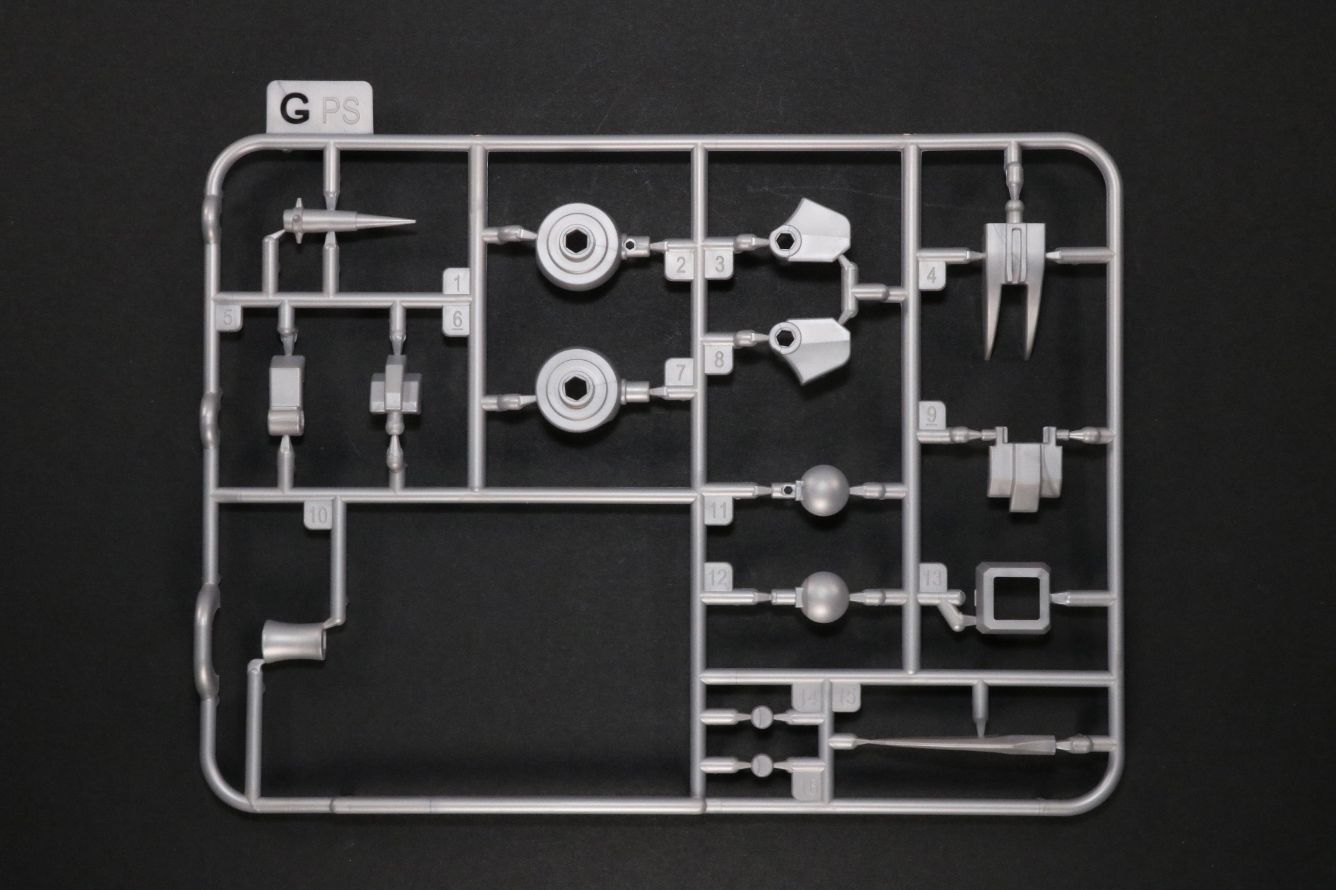 Gパーツ。こちらは2枚入っている