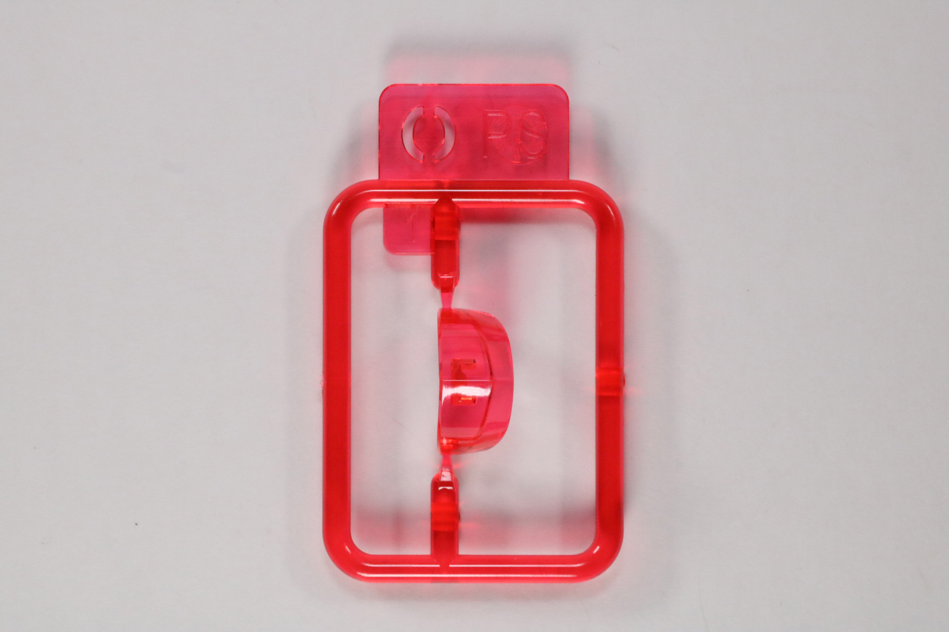 Oパーツ。クリアレッドの成型色