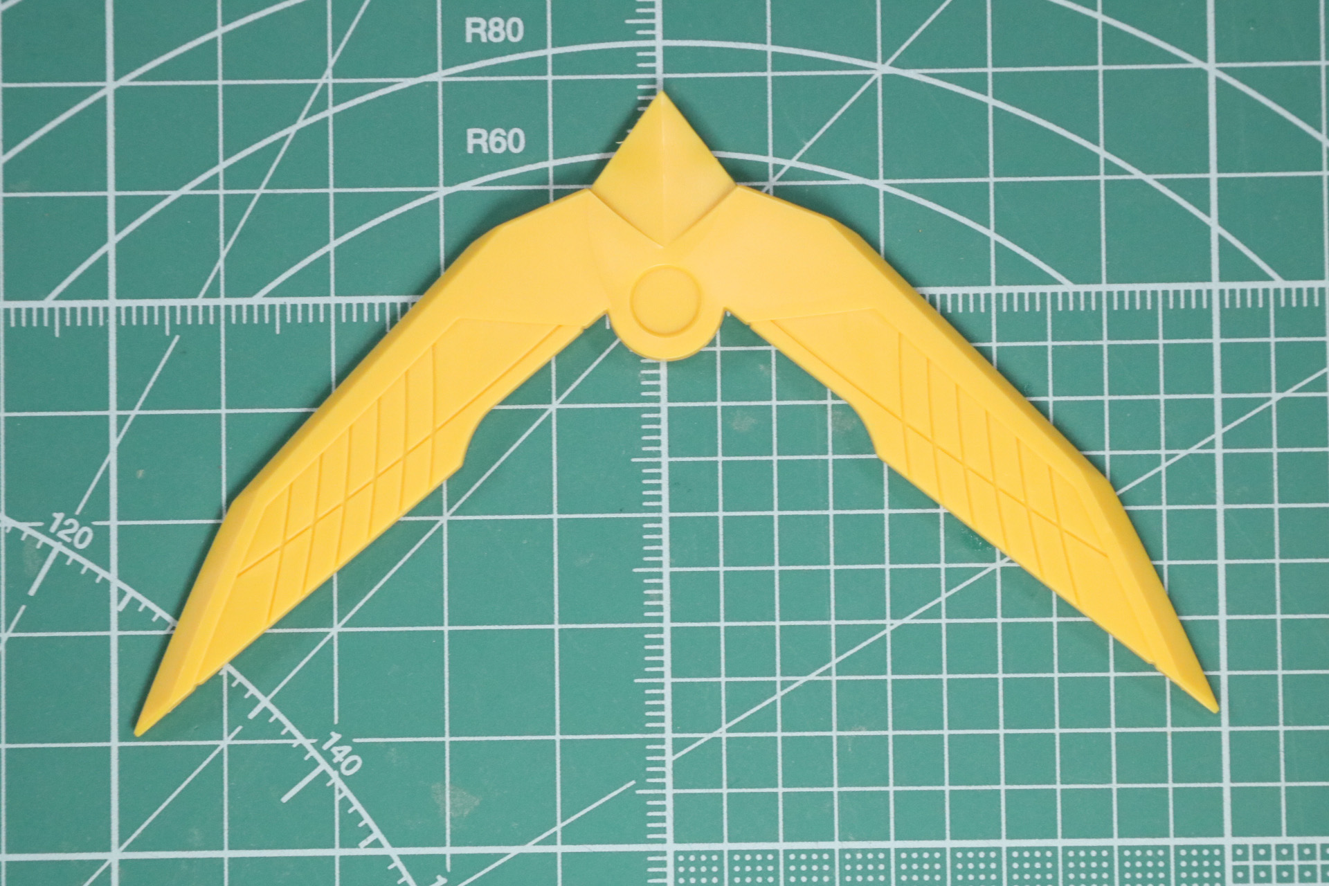 シールドブーメランは外縁部分にシールを貼る