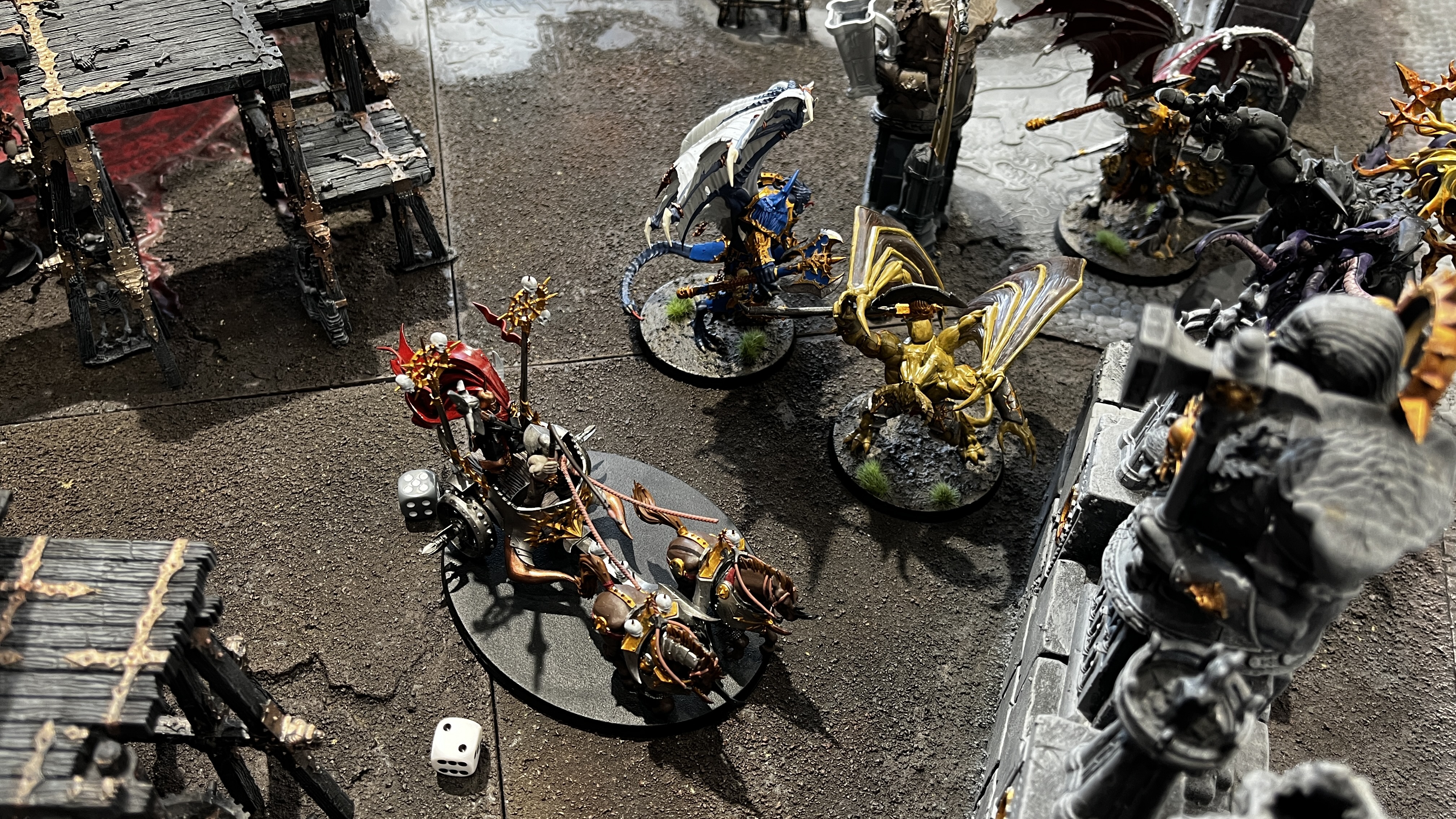 「ディーモンプリンス」という強力な魔神が並ぶ。面白いほど攻撃が通らない