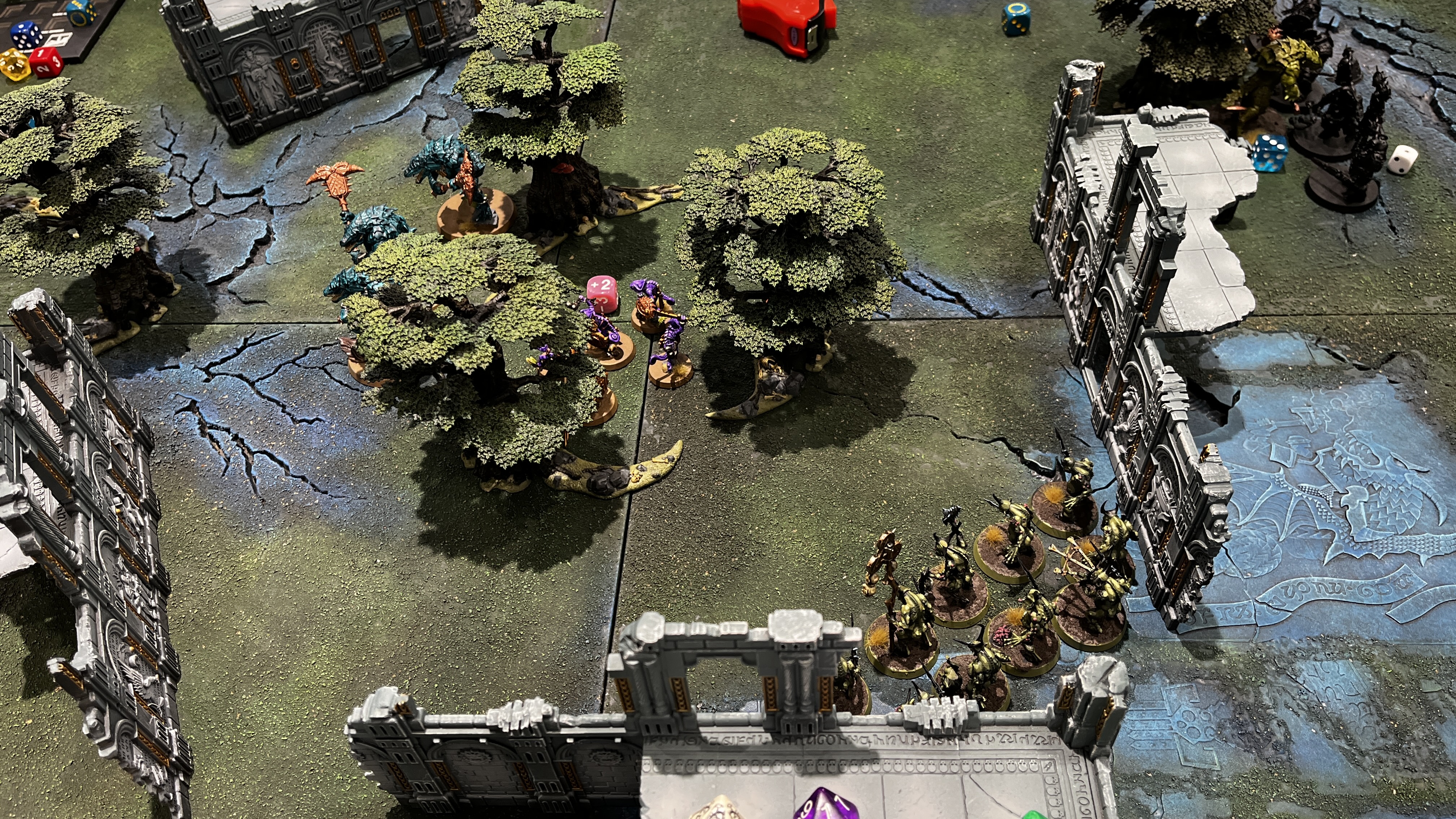 2戦目は相手の監視塔を占領するミッション。こちらの移動力が低いので対応に時間がかかる