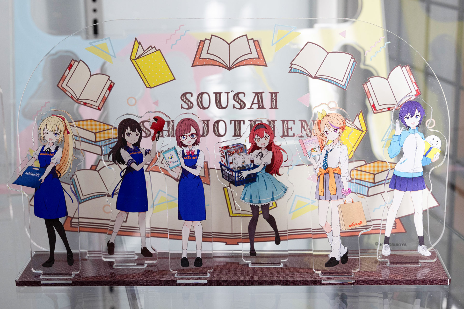 「アクリルジオラマ」は、キャラクター自体は「BIGアクリルスタンド」よりも少し小ぶりだ