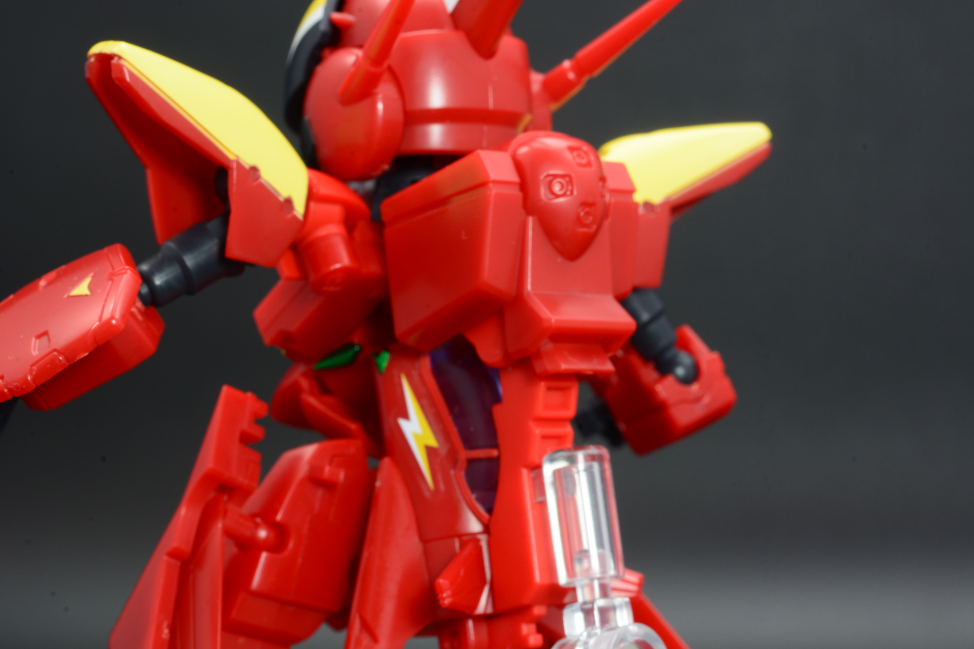 背中パーツを取り付ける