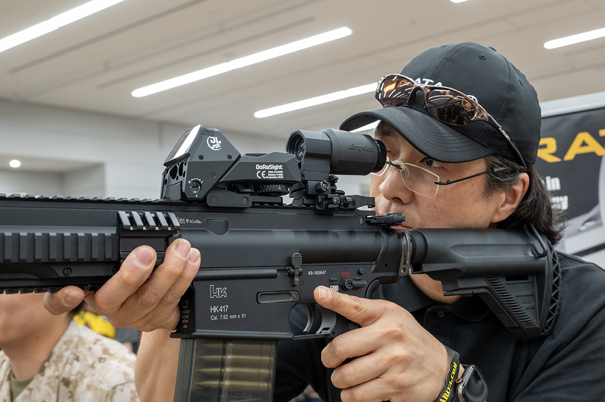 スコープマグニファイア(ブースター)との併用も可能