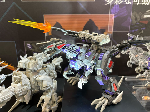 ゾイド リアライズモデル ジェノザウラー ブレードライガー　セット ゾイド リアライズモデル ジェノザウラー ブレードライガー