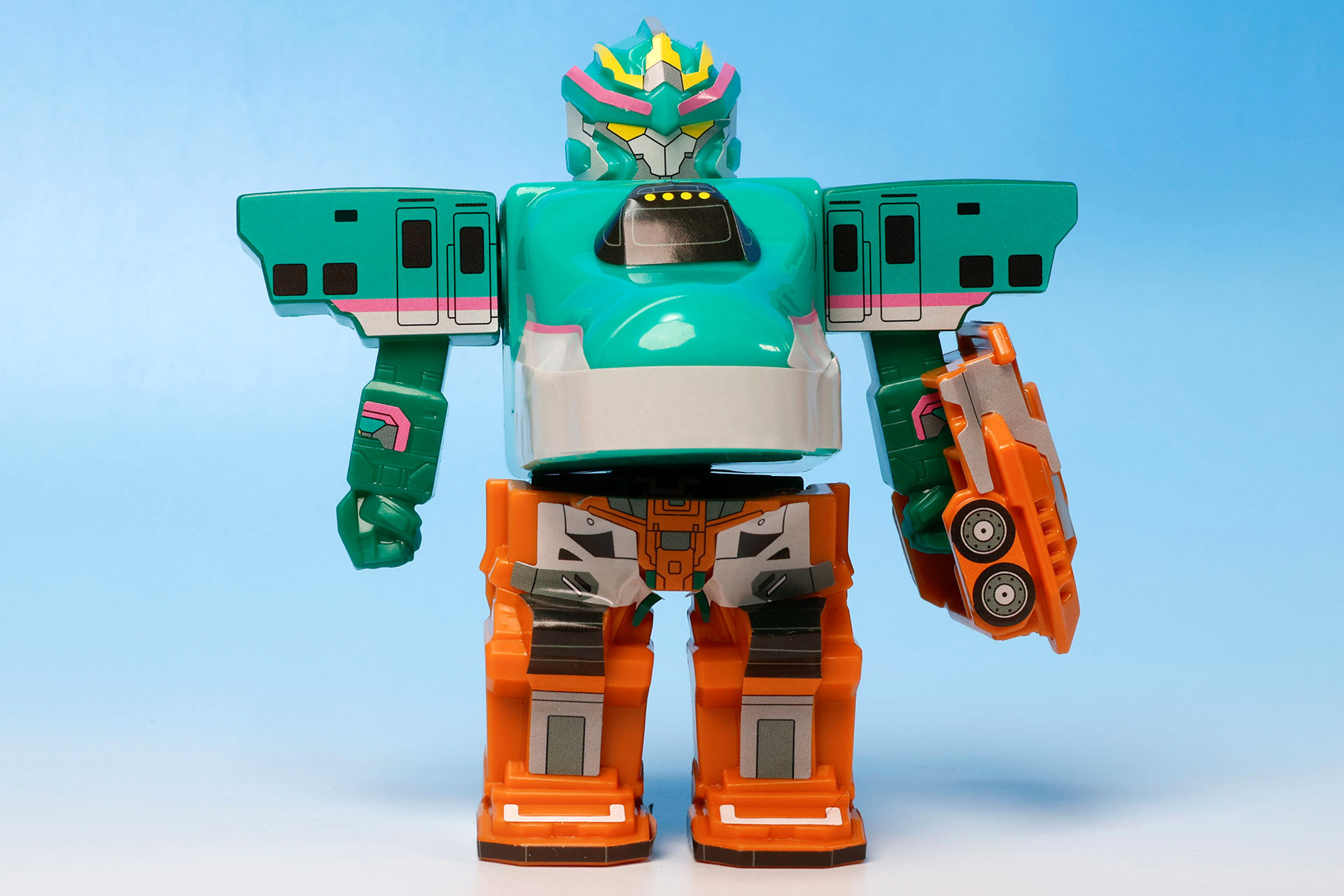 シンカンセンモードにはできないが、なかなかいいフォルムだ