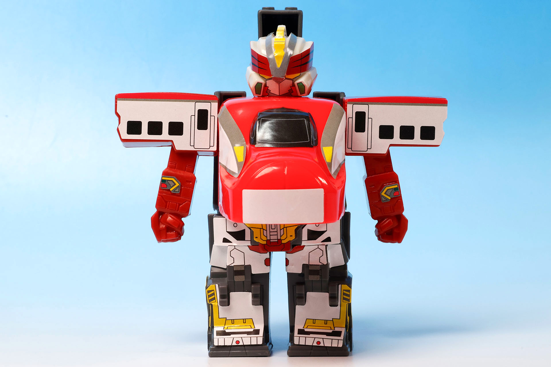 なかなかゴツイ見た目だ