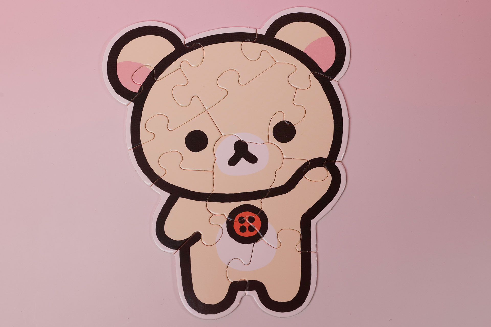 「コリラックマ」のパズルを完成させたところ