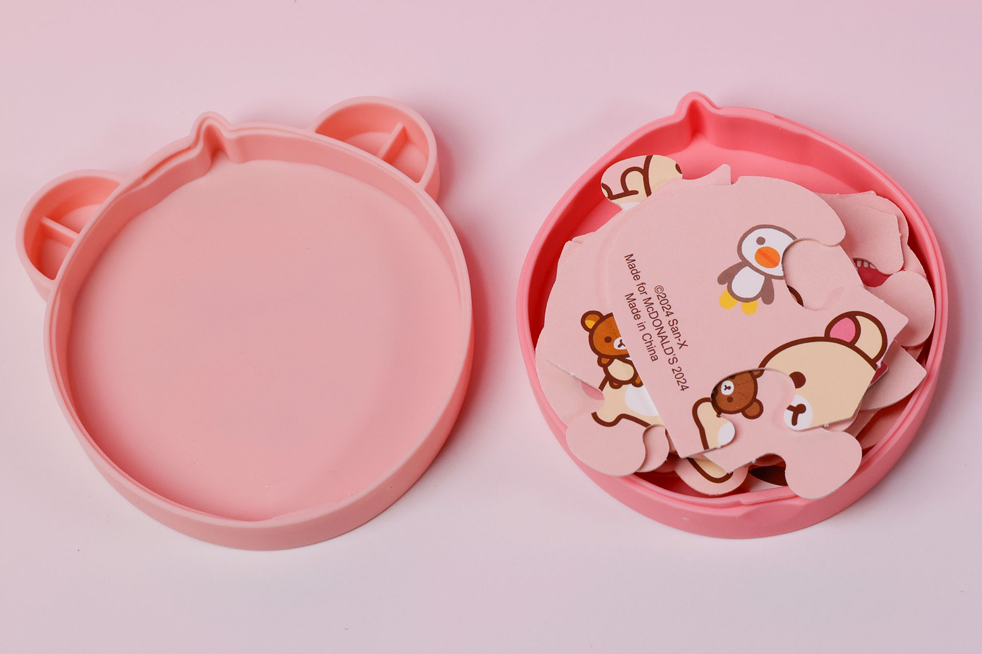 「いちごだいすきコリラックマ」のケースを開けたところ