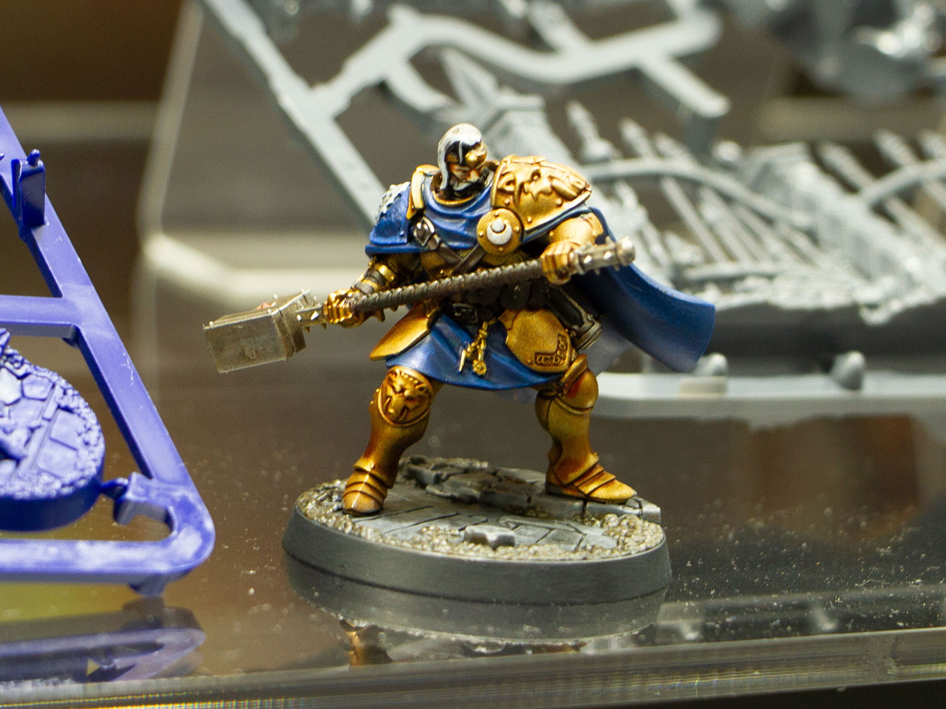 「ウォークライ」の部隊は「ウォーバンド」と呼ぶ。専用のウォーバンドが販売されている他、フルサイズゲームから何体かのミニチュアを連れてきてウォーバンドを結成することも可能となっている