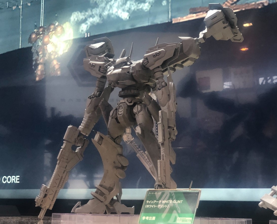 スティールヘイズと同じスケールに拡大出力した「ラインアーク WHITE-GLINT（ホワイト・グリント）」