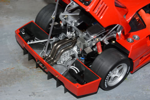 京商、価格14万円の最高級ミニカー「1/12 フェラーリ F40 コンペティ