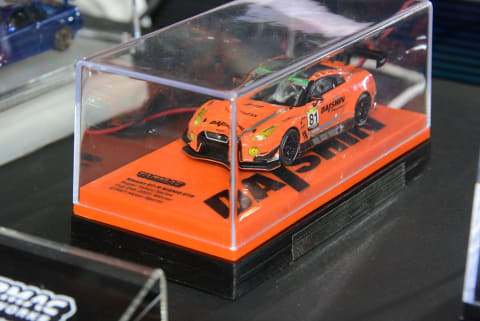 京商、価格14万円の最高級ミニカー「1/12 フェラーリ F40 コンペティ