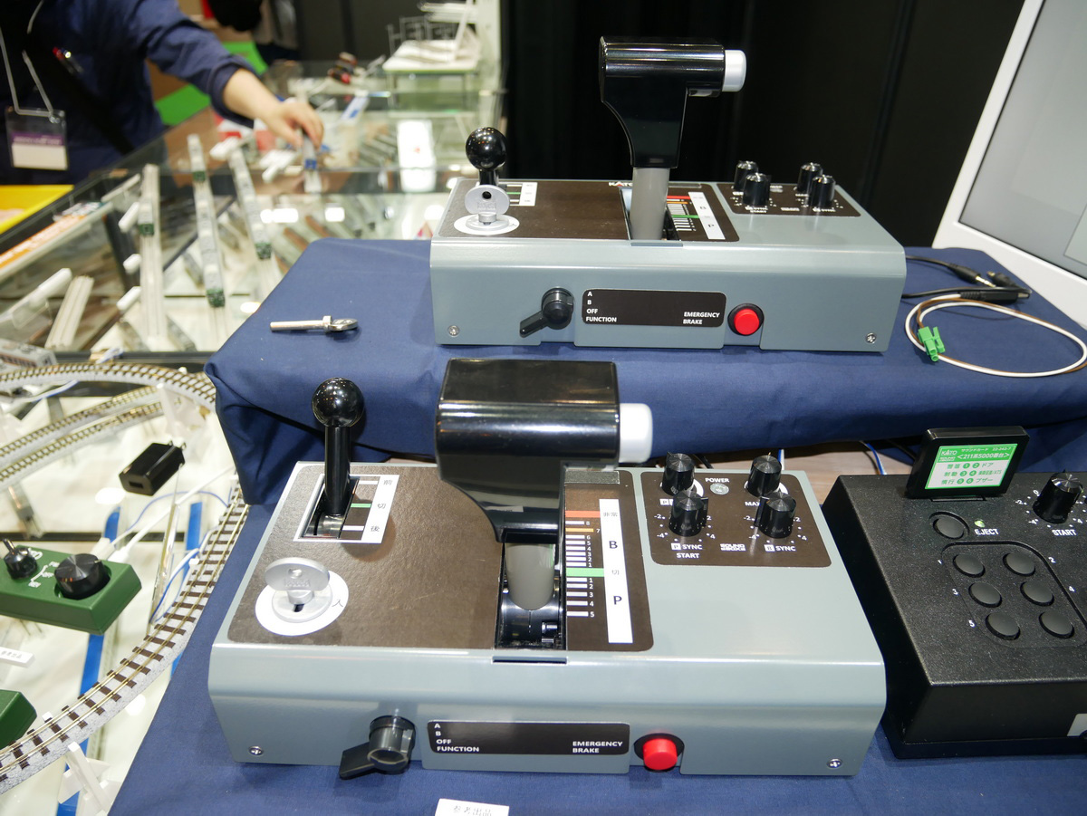 KATOが発表したワンハンドル運転台型コントローラー