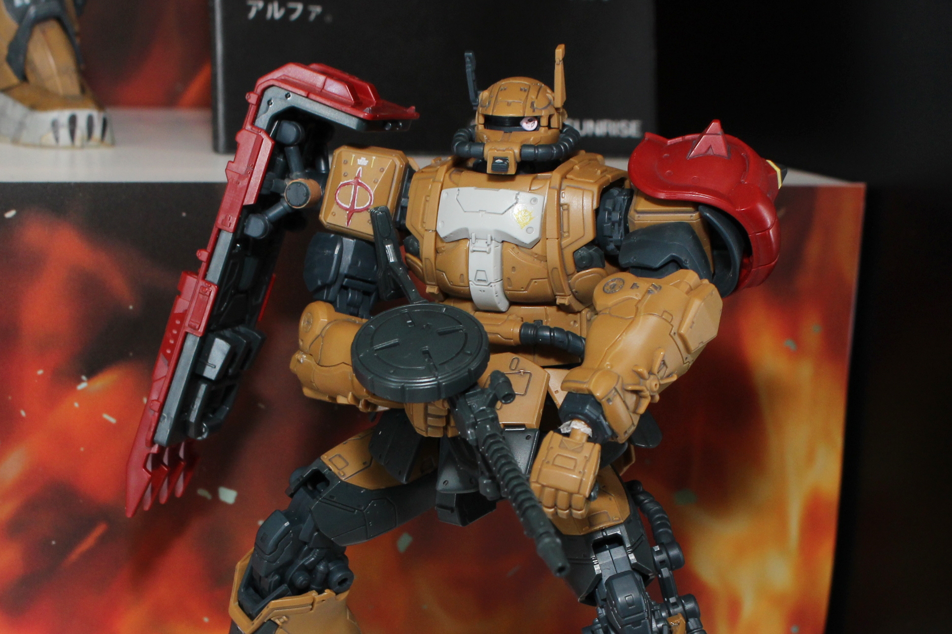 「HG 1/144 ザクII F型 ソラリ機（復讐のレクイエム）」。10月発売予定。価格は2,090円