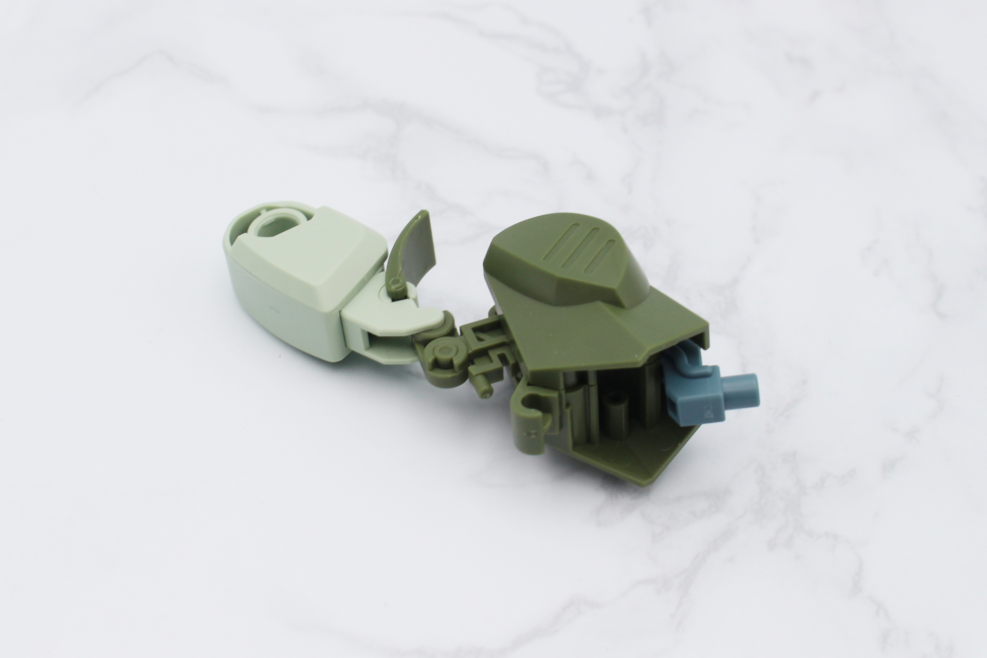 それぞれを接続して形を整える