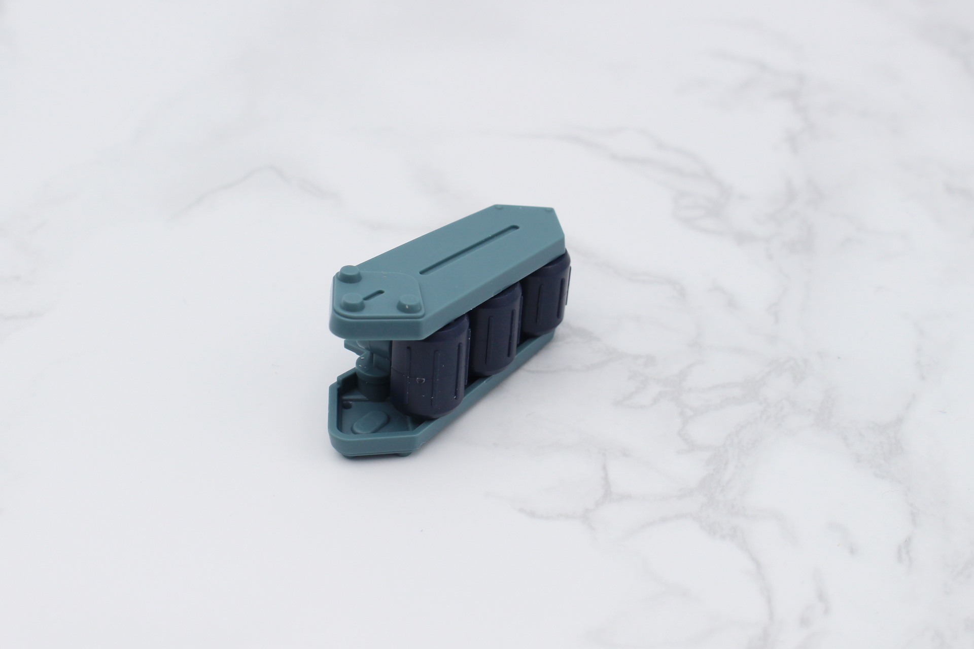 トランプルリガーの車輪を組み立てる