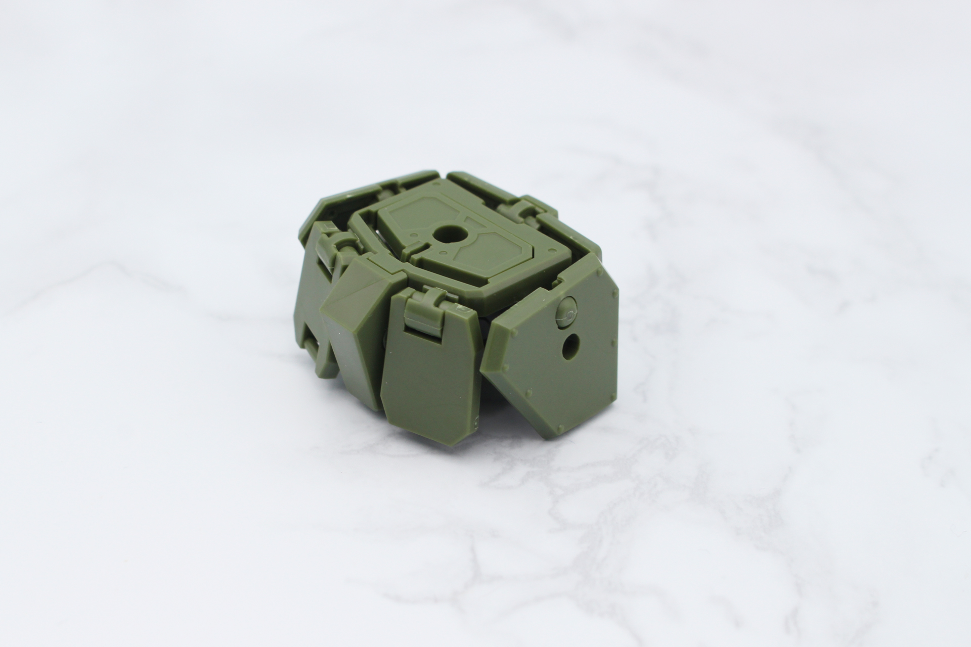 4方向に装甲を取り付ける