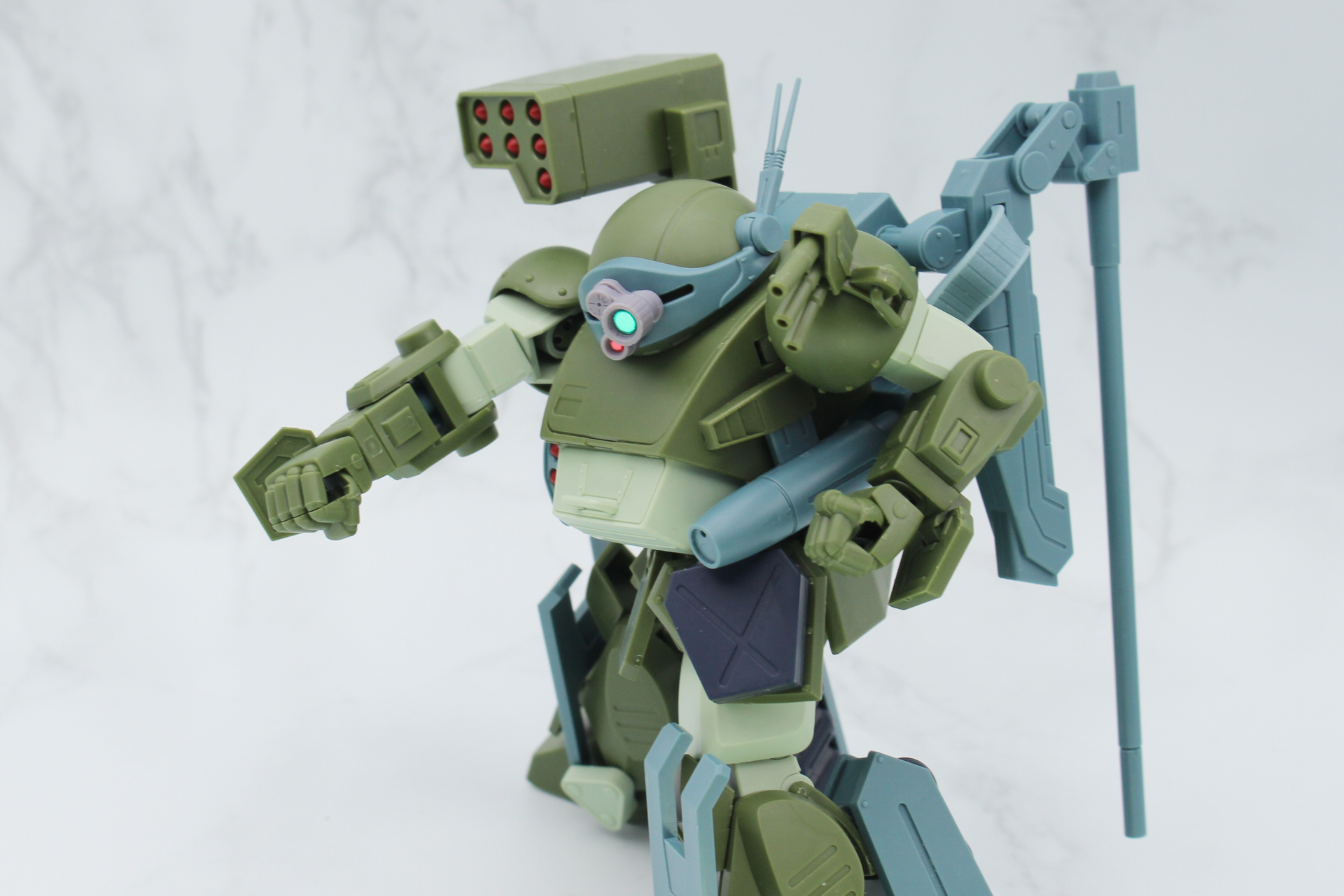 アームパンチやターレットレンズの可動のギミックは、この機体にも健在