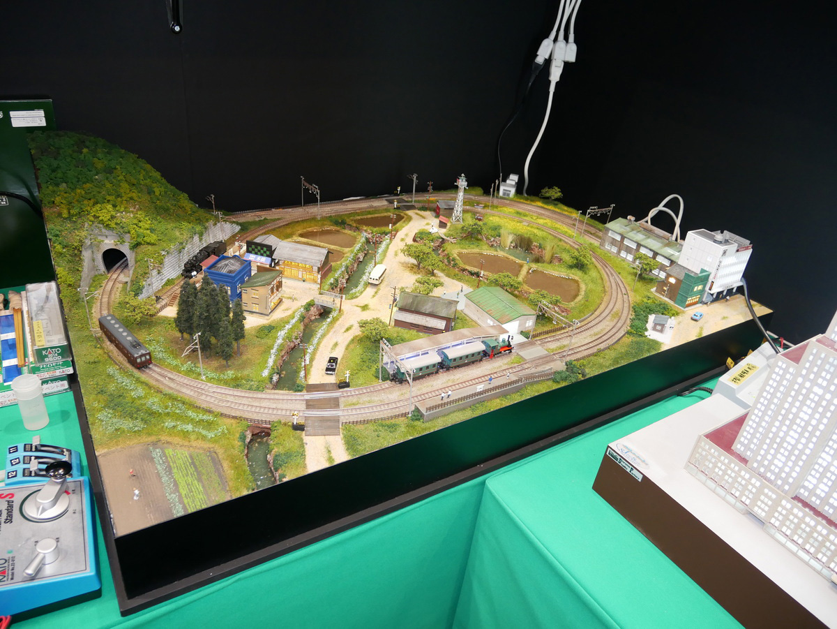 昭和の鉄道風景のようなレイアウト