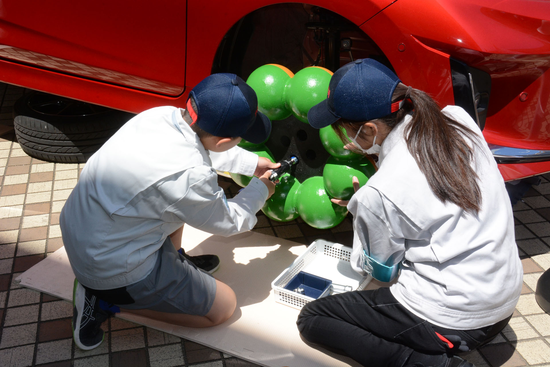 タイヤ取り付け体験
