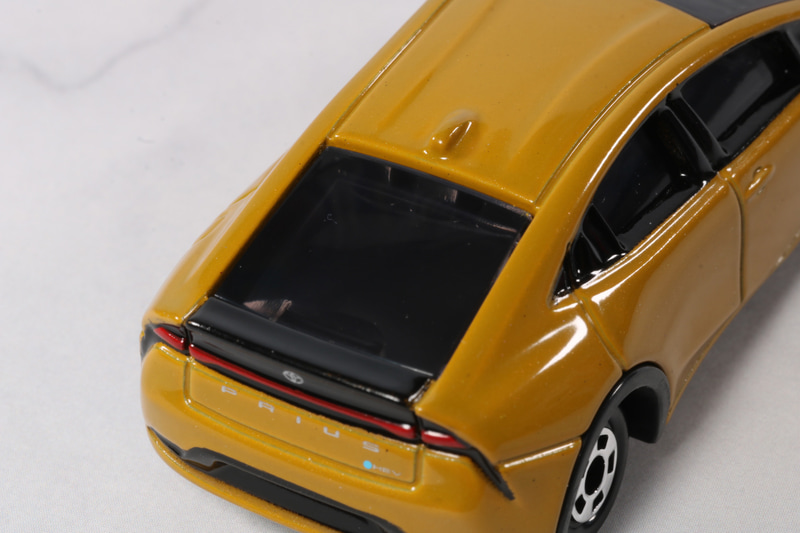 広めのリアウィンドウ