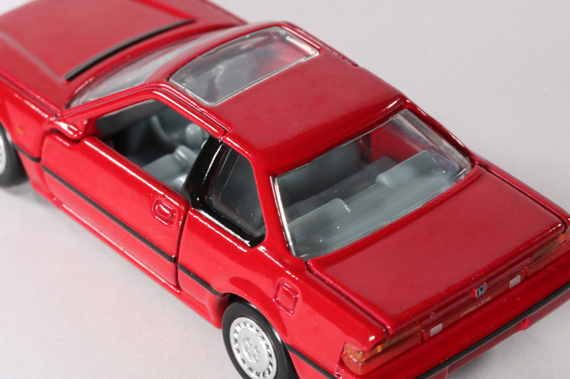 低いノーズから走るラインも表現されている