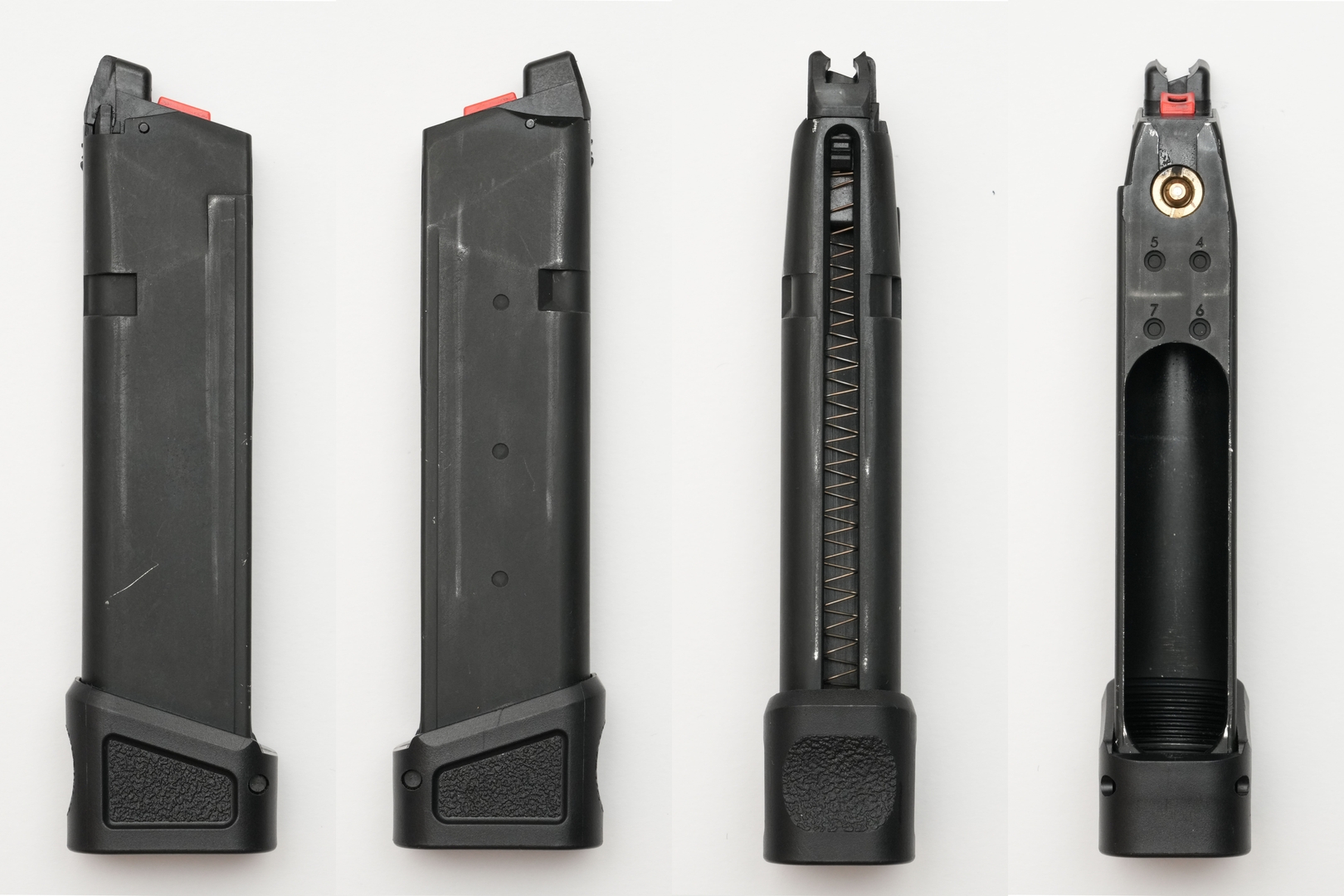 BB弾は前面から、CO2ガスカートリッジは背面から装填する