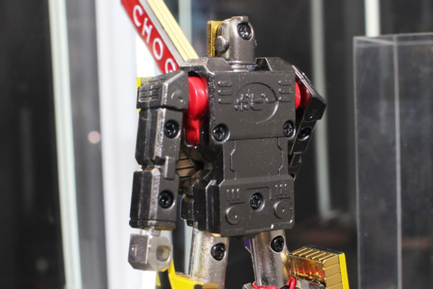 新品　限定モデル 超合金 CHOGOKIN ROBO 50 超合金ロボ 50 【超合金】 CHOGOKIN ROBO 50 - YouTube