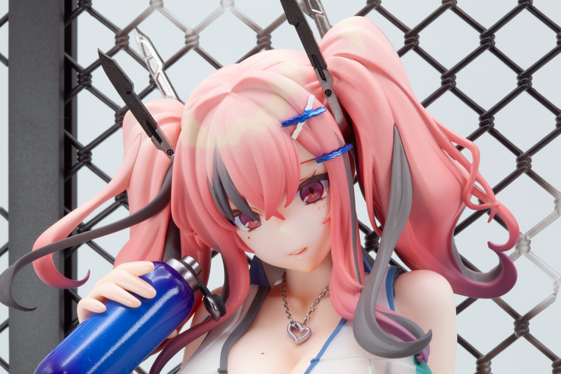 幼さのほかに艶やかさを感じさせる表情