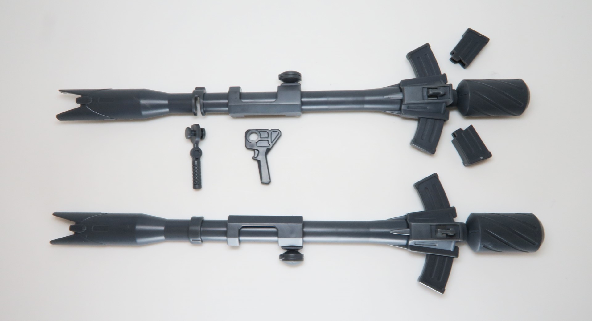 ウェポンのなかでは一番パーツ数が多いバズーカ