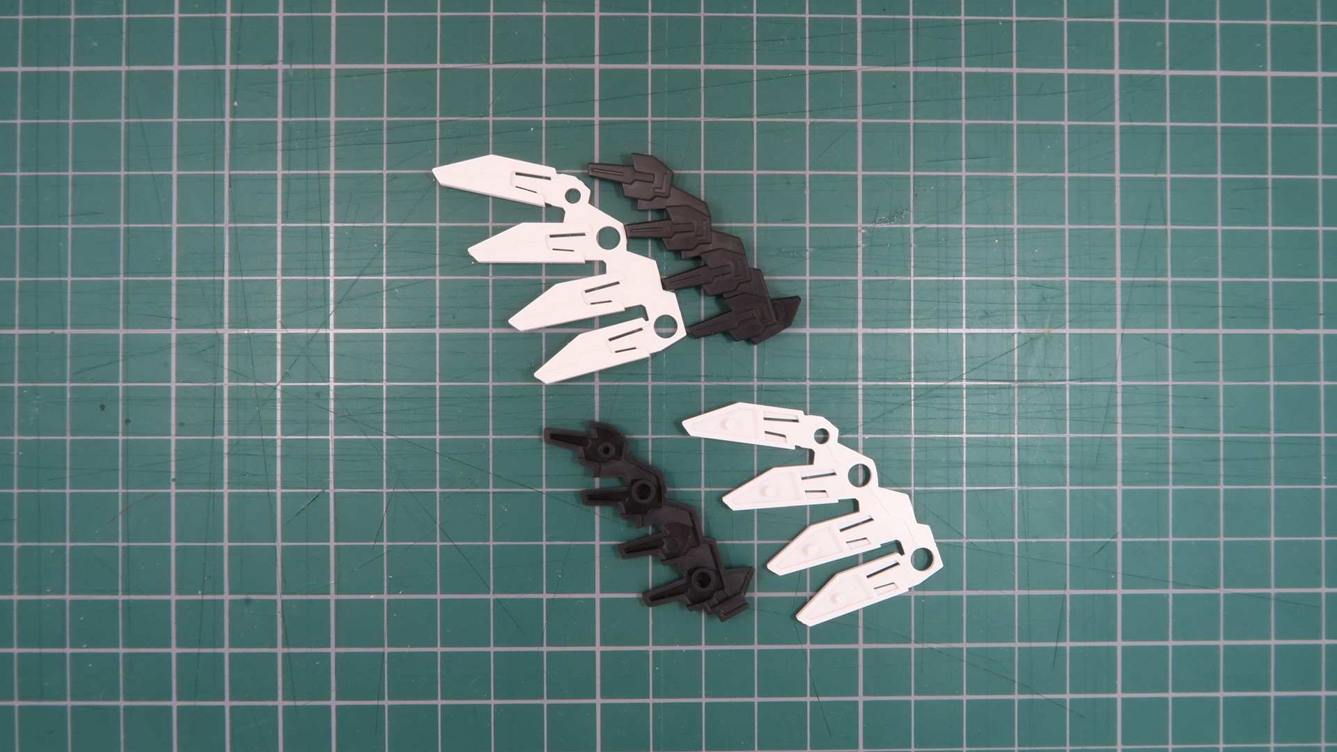 エネルギーパックは4つのパーツで構成されている