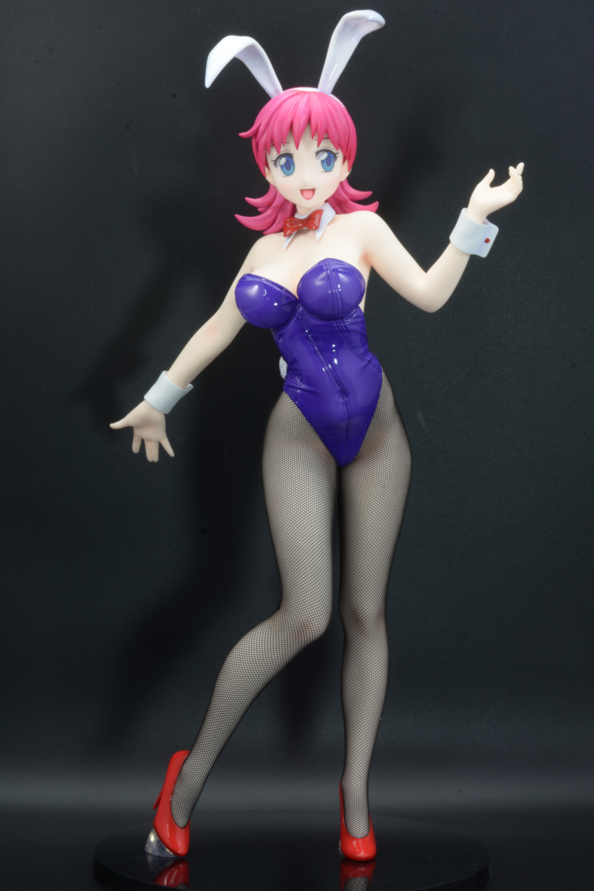 フィギュアの1つのジャンルとして確立されたといえる「フリーイングのバニー」の手法で、「やるっきゃ騎士」のヒロイン・美崎静香が見事に表現されている