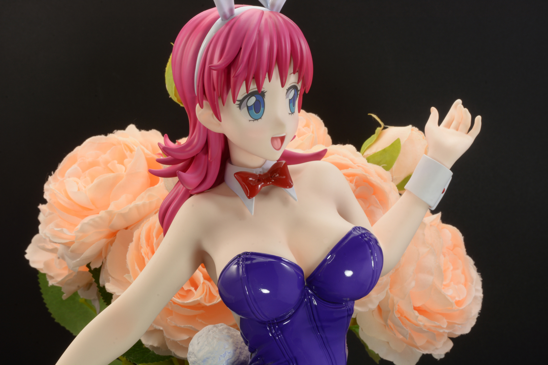 女の子のフィギュアは花が似合う