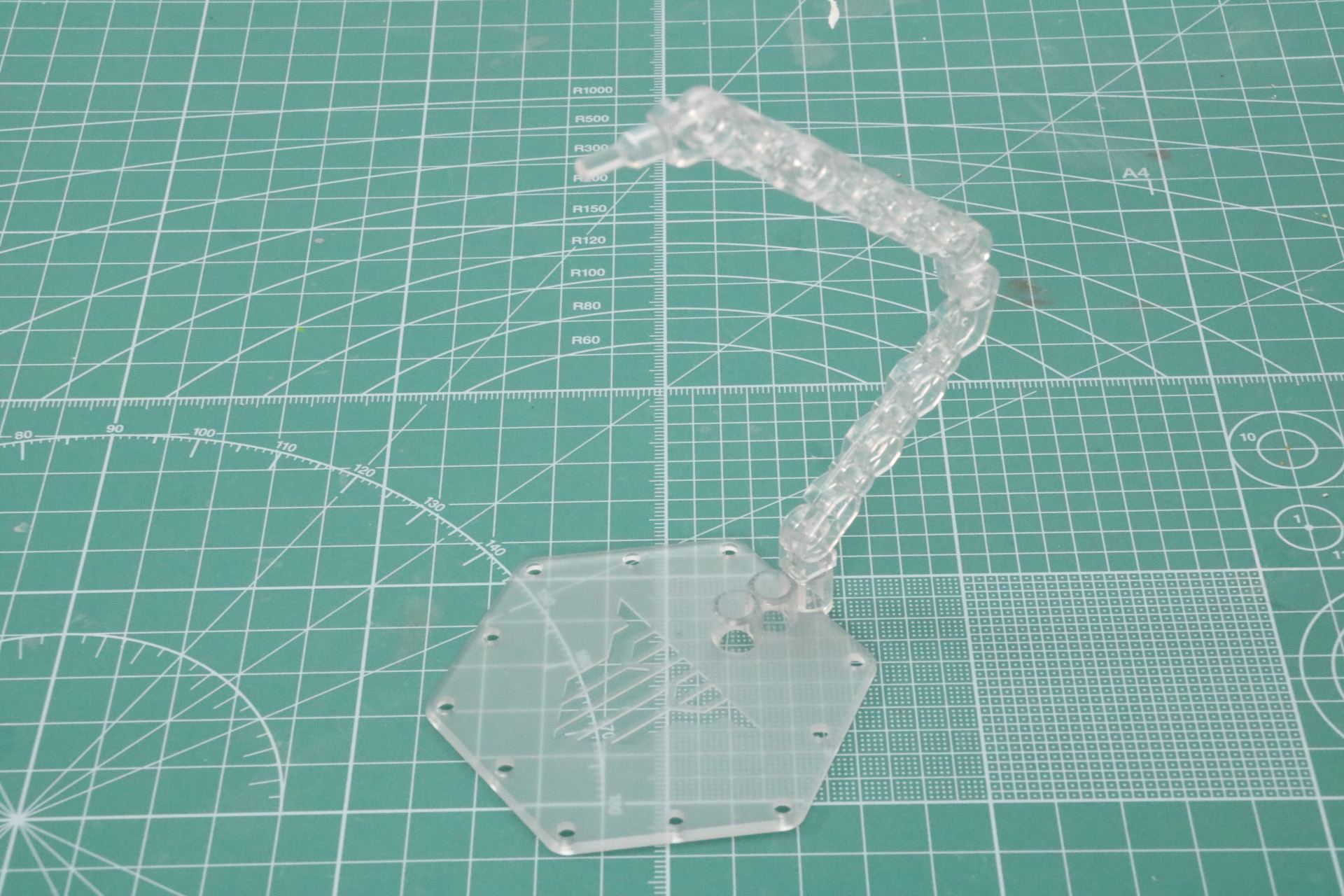 クリアパーツの展示ディスプレイ