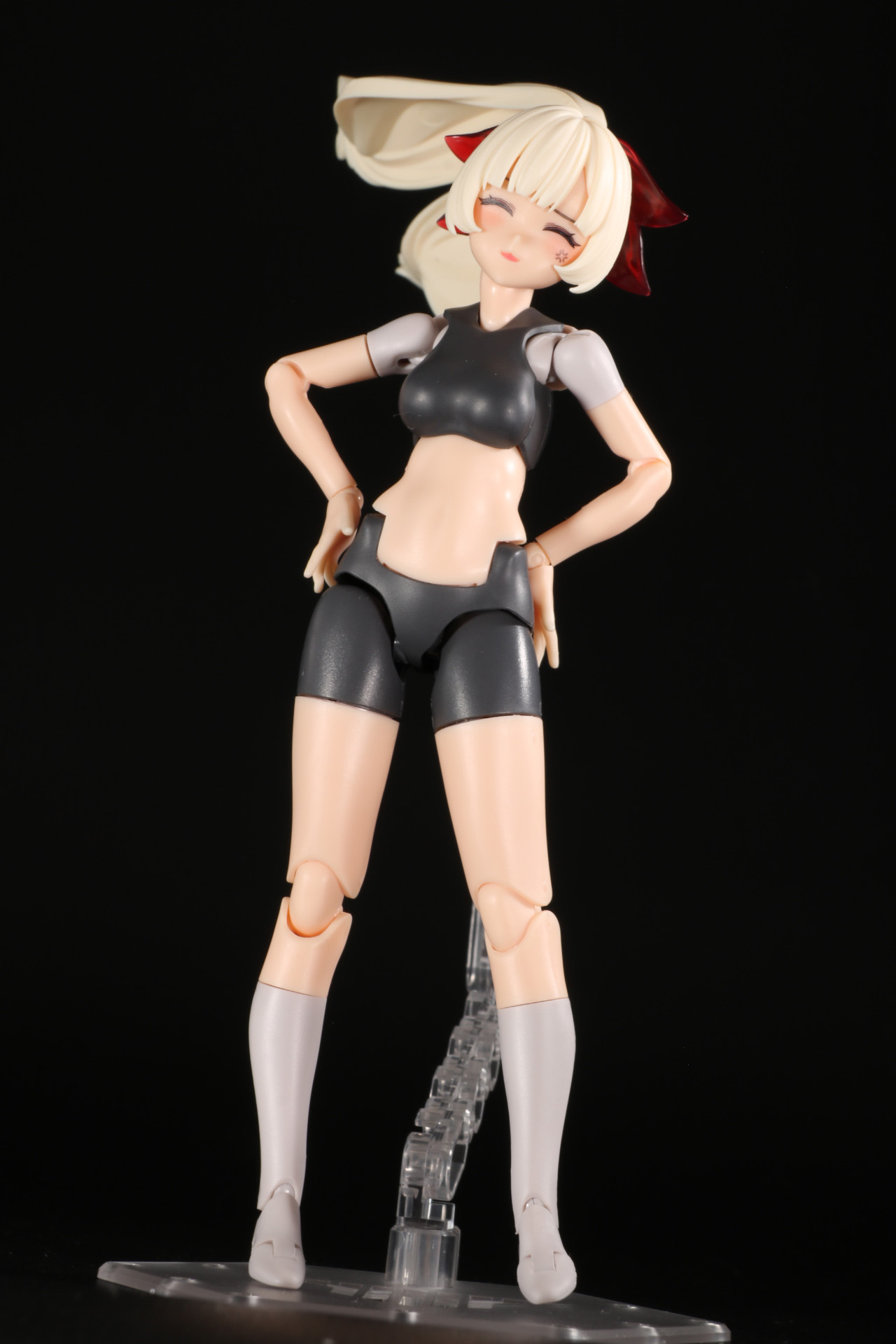 「笑顔（怒）」を使えば威圧的な雰囲気に