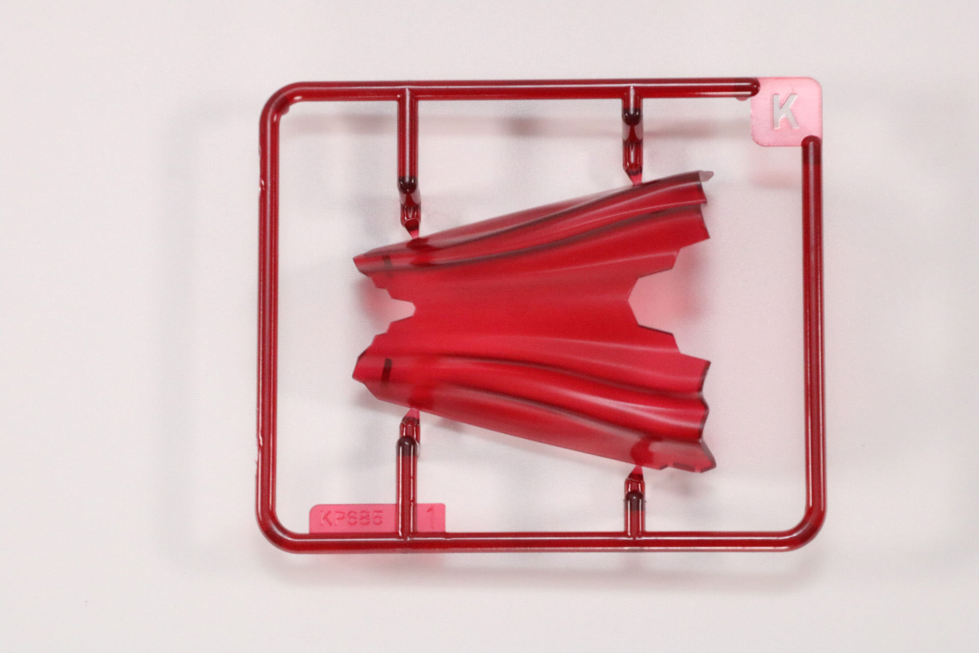 Kパーツ。ランナーは2枚入っている