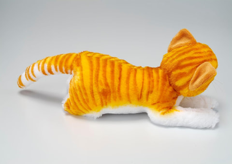 AmazonスマイルSALE】なでると鳴く猫のぬいぐるみが登場【2024.5