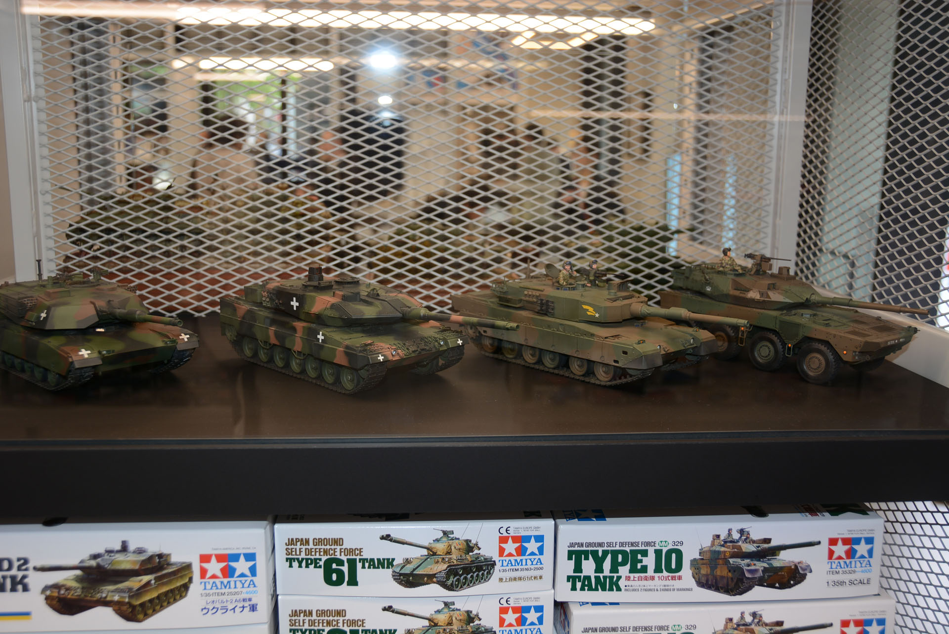 ミリタリーは非常に充実している