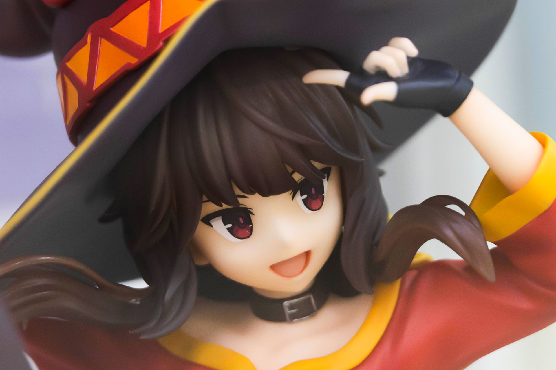 瞳が赤いのは紅魔族ならではの証だ