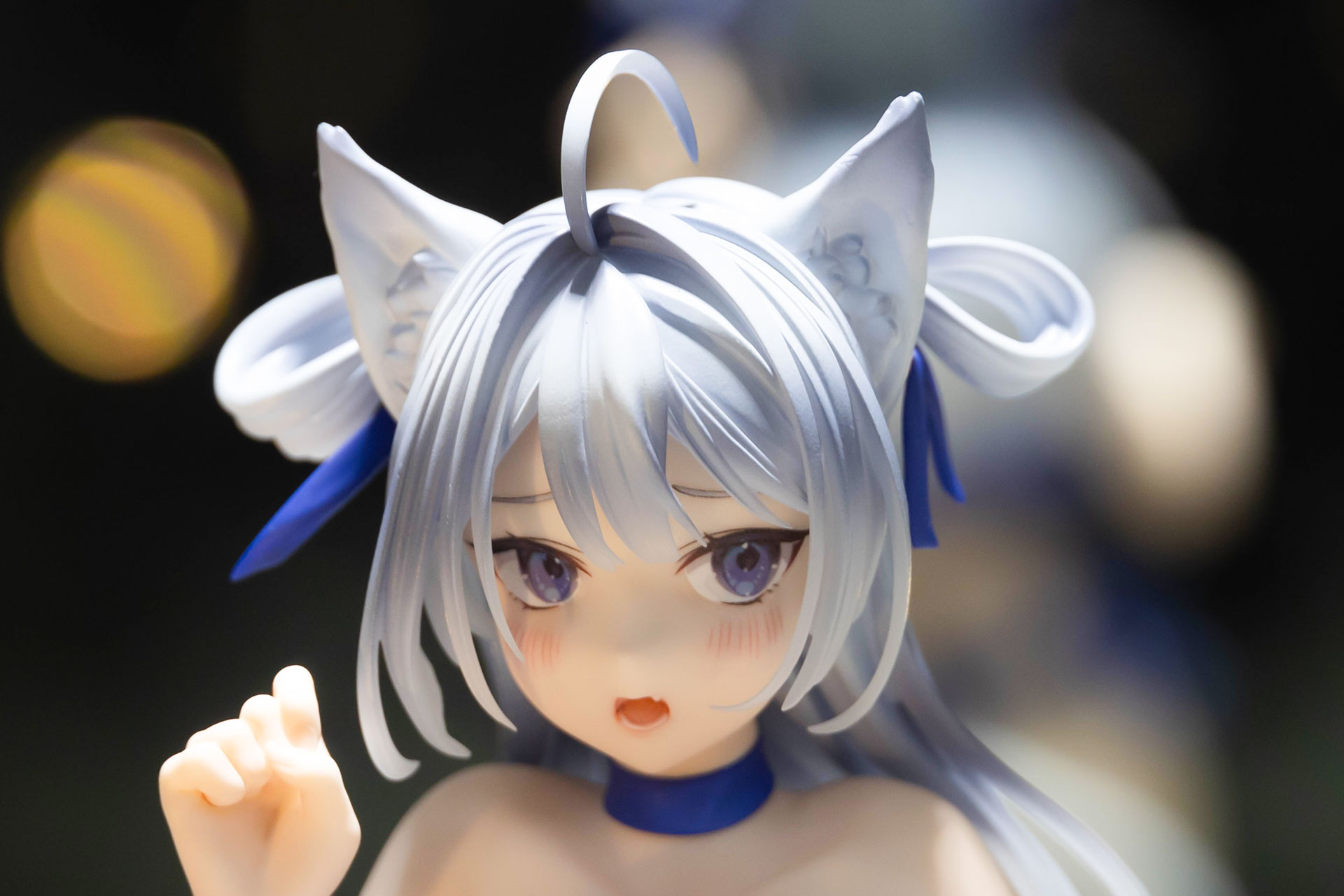 こちらは照れている表情パーツを付けたところだ