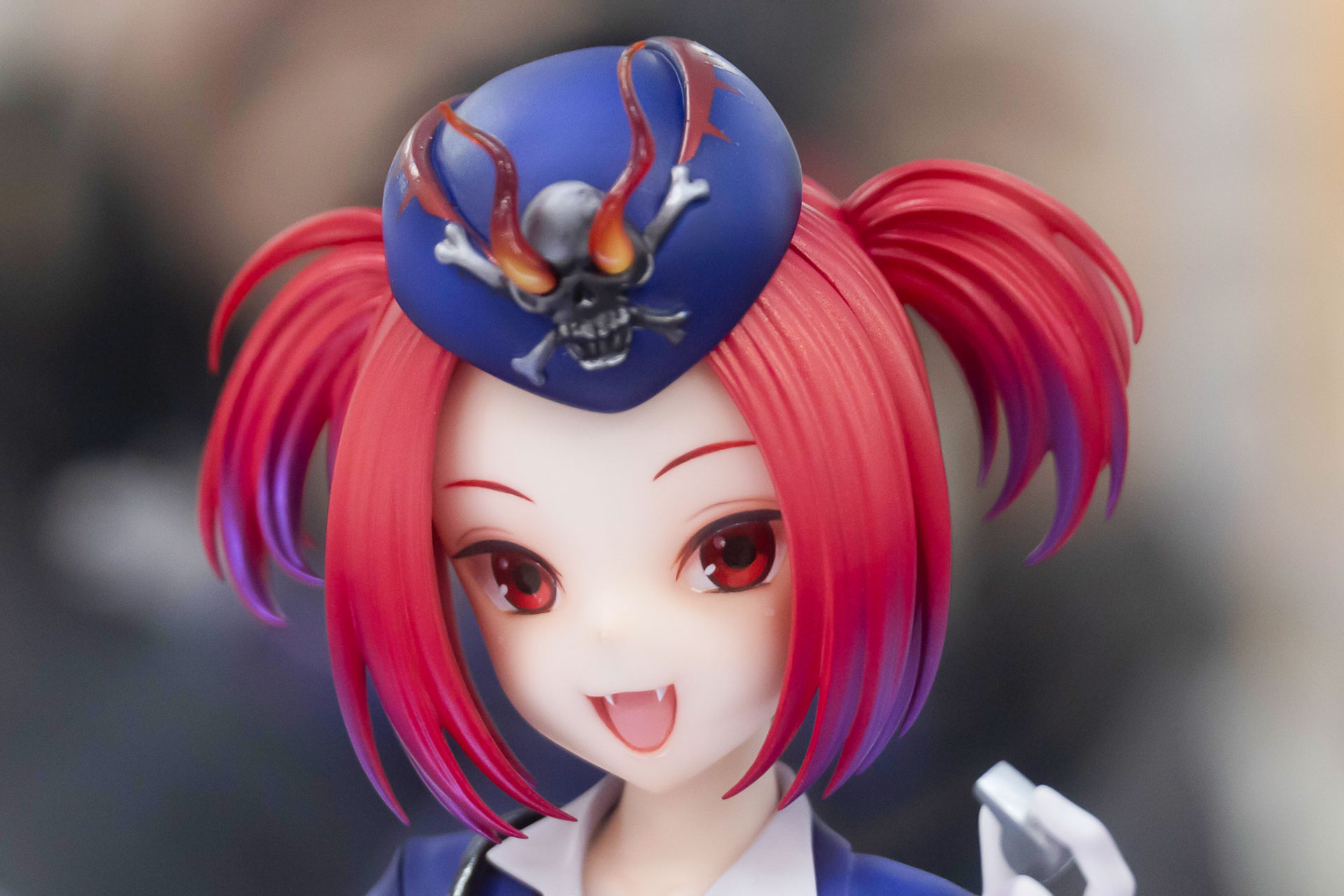 ドクロマークが印象的な帽子