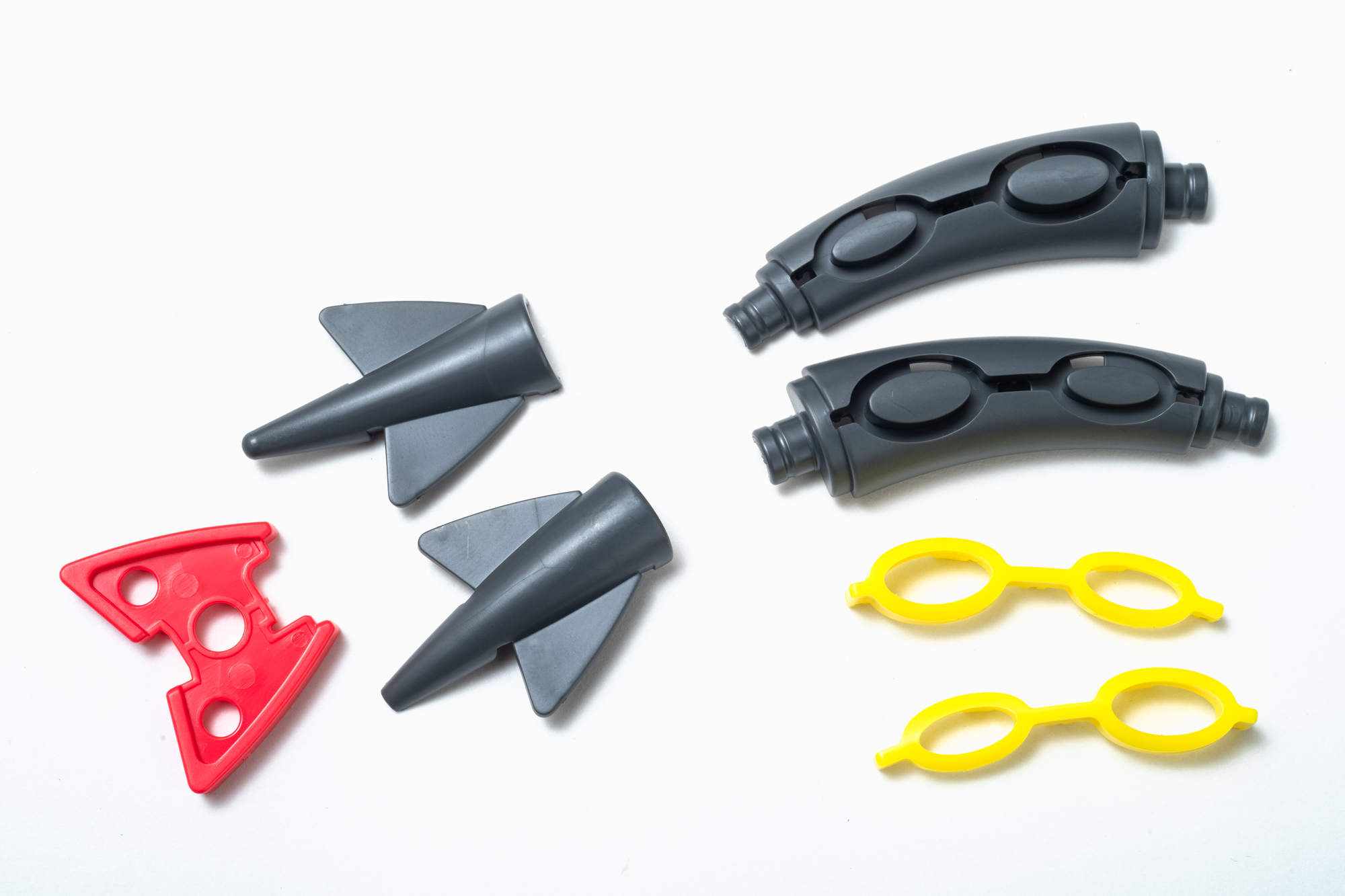 赤と黄色両方のパーツを使用