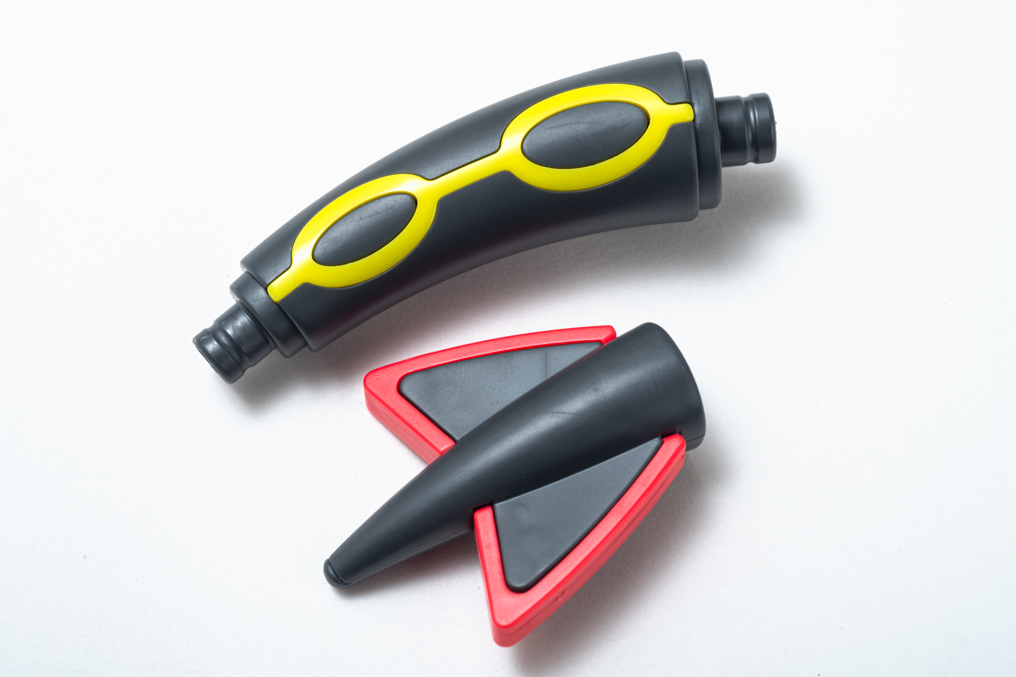 絶妙な角度がポージングに動きを出す