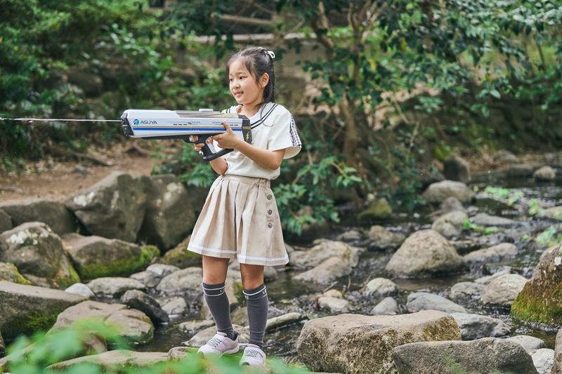 PSE認証を取得したバッテリーを使用。最大射程を10mに設定することで安全に楽しめる