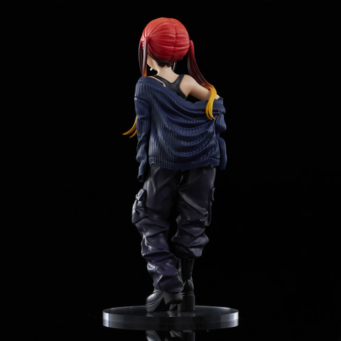 グリッドマンユニバース」より「飛鳥川ちせ」が「BLACK