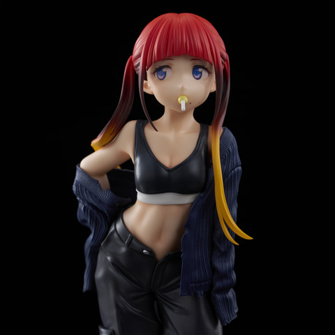 グリッドマンユニバース」より「飛鳥川ちせ」が「BLACK COLLECTION by