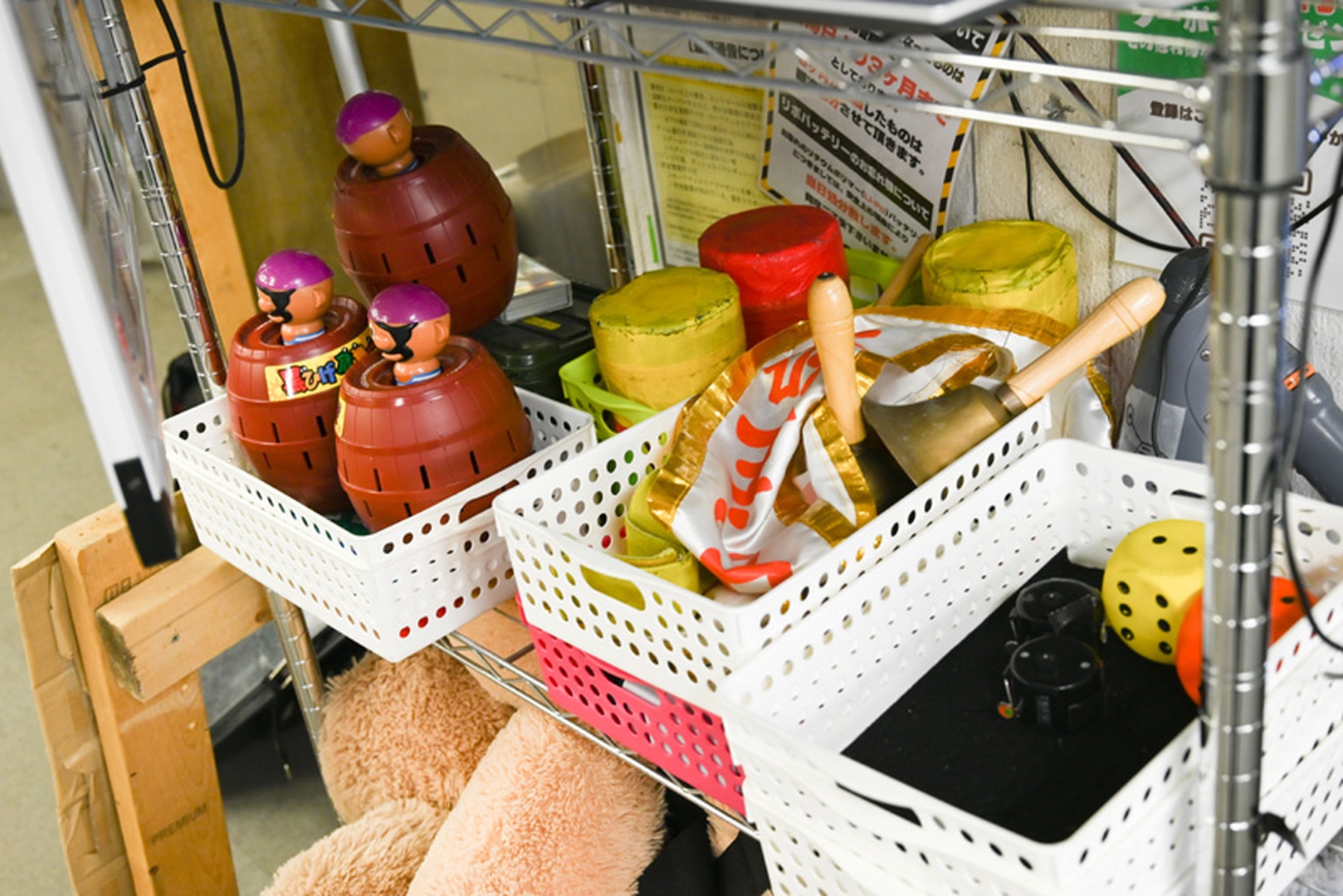 変わったゲームルールにも対応できる小物もある。貸切によさそうだ