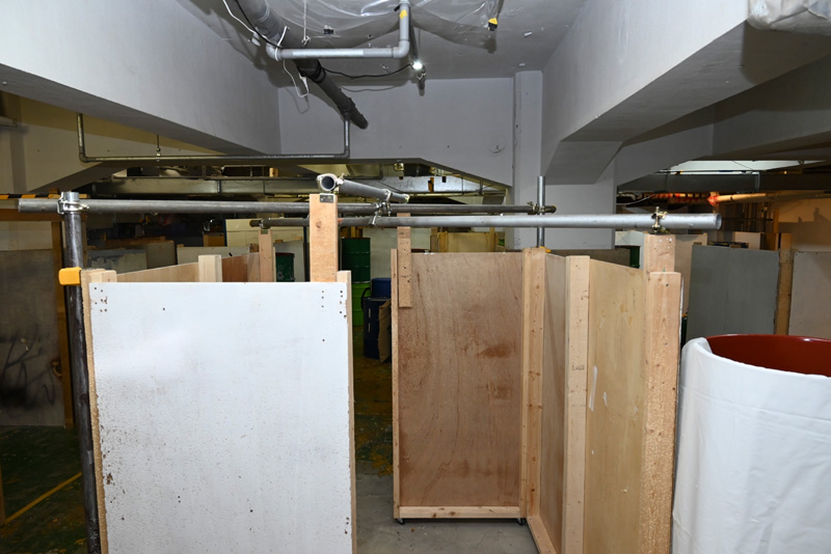 かつて利用されていた車用のスロープ部分。以前訪れた際は使用できなかったエリアだ