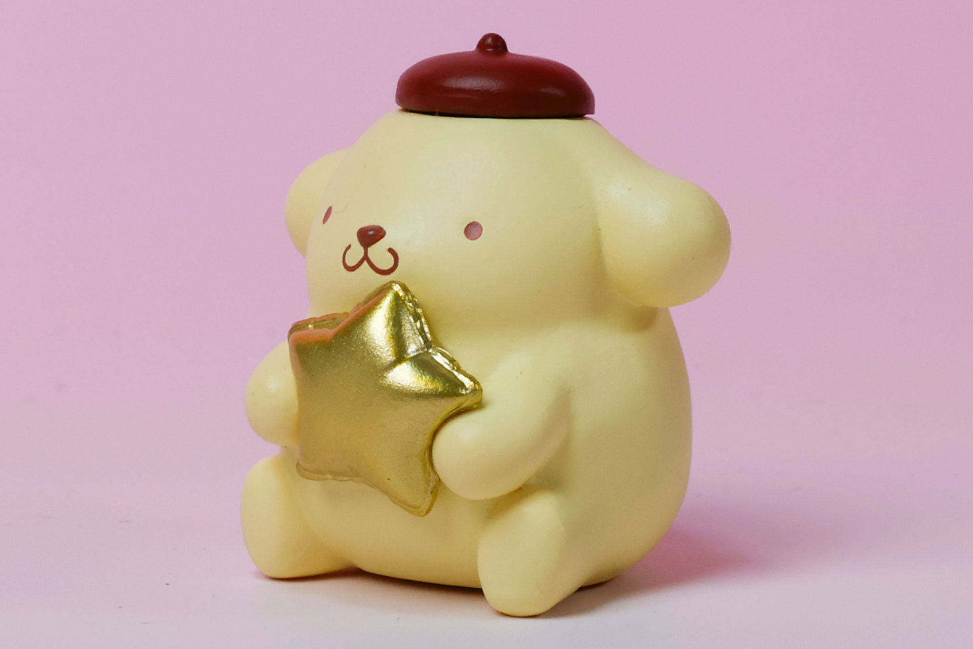 全体的なフォルムも丸っこくてかわいらしい